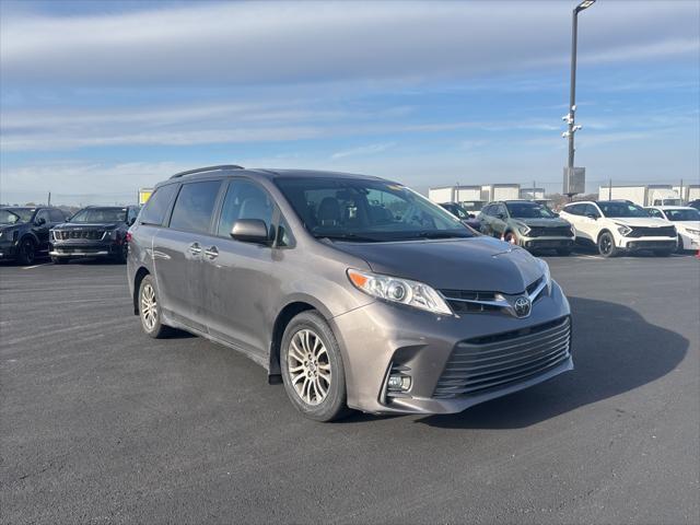 2020 toyota sienna xle premium