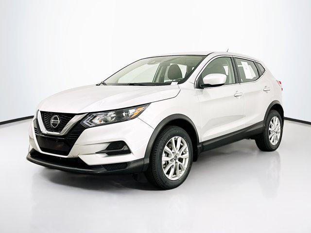 2022 nissan rogue sport s