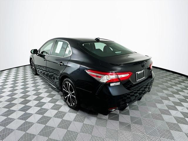 2019 toyota camry l