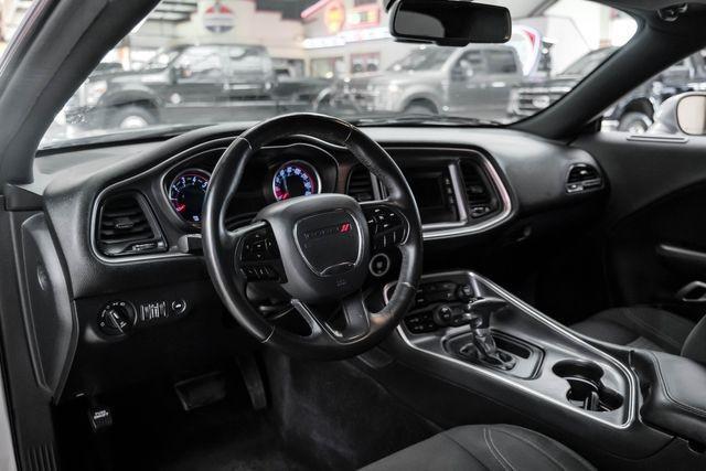 2017 dodge challenger r/t