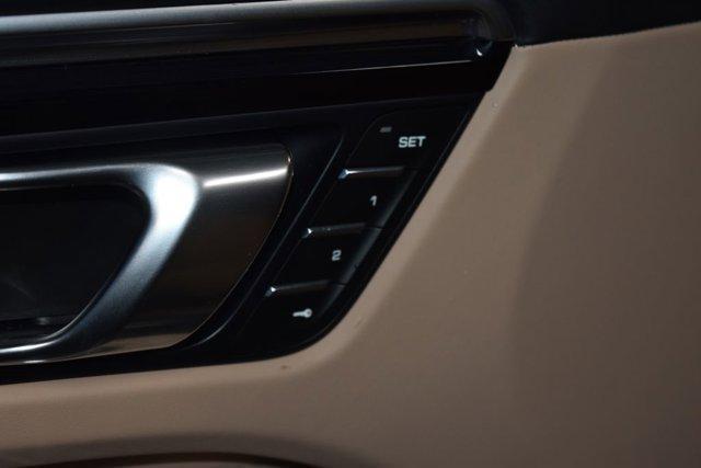 2024 porsche macan t