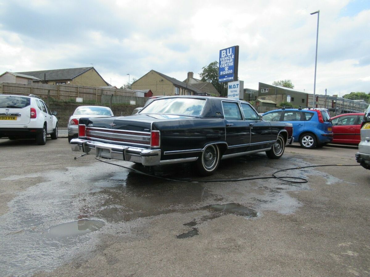 lincoln continental collector series 4.600 miles from new amazing condintion