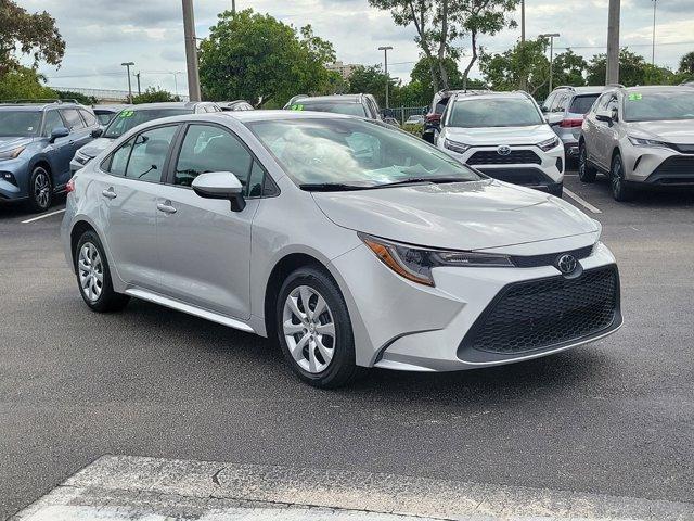 2022 toyota corolla le