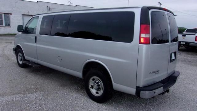 2015 chevrolet express 3500 lt