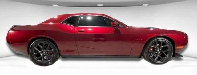 2020 dodge challenger in milwaukee, wisconsin