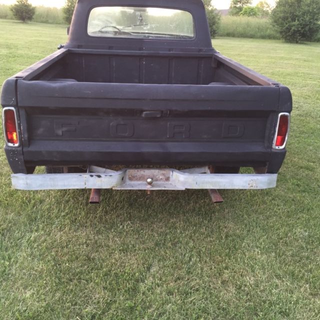 1966 ford f100 short bed. solidtennessee truck