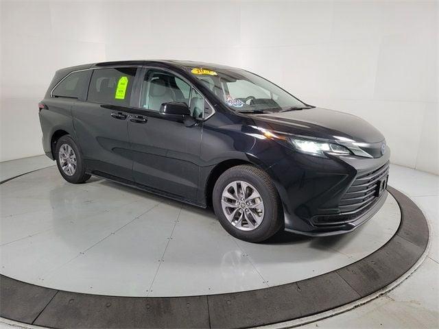 2023 toyota sienna le in prescott, arizona