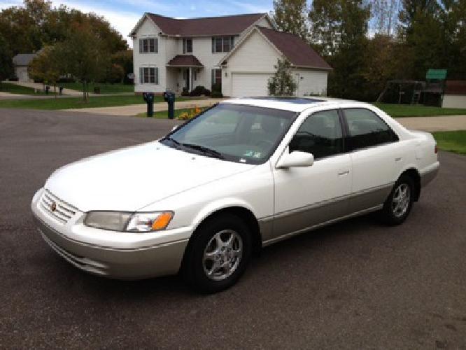 1999 toyota camry le in uniontown, oh