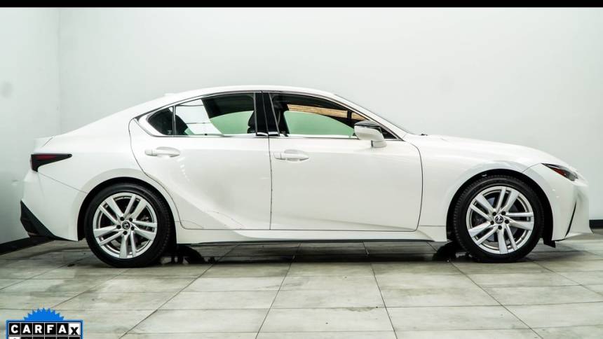 2021 lexus is 300 base