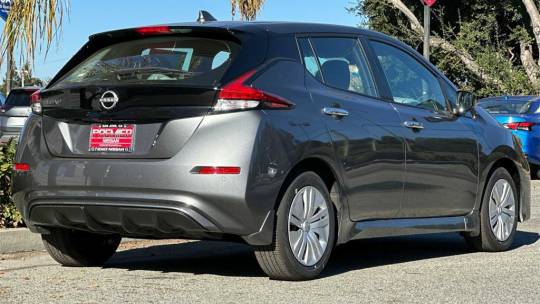 2025 Nissan Leaf