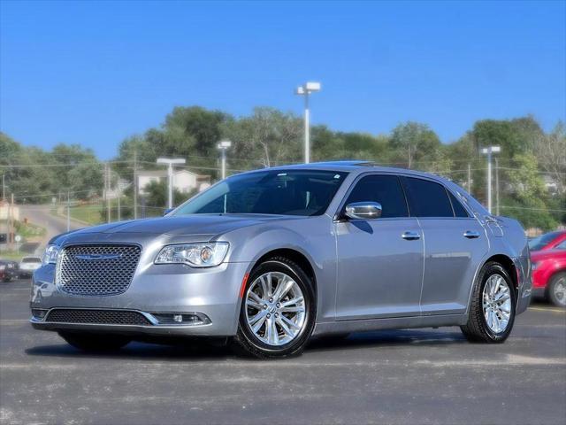 2017 chrysler 300c base