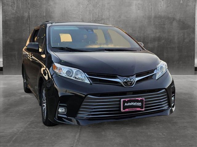 2020 toyota sienna xle