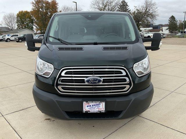 2017 ford transit-150 xlt