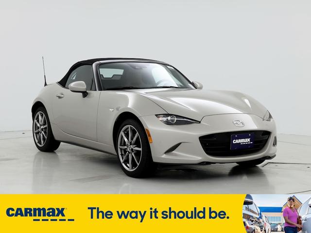 2023 mazda mx-5 miata grand touring