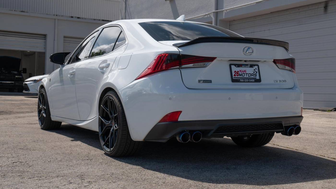 2020 lexus is 300 base