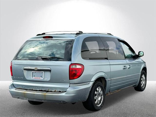 2006 chrysler town & country limited