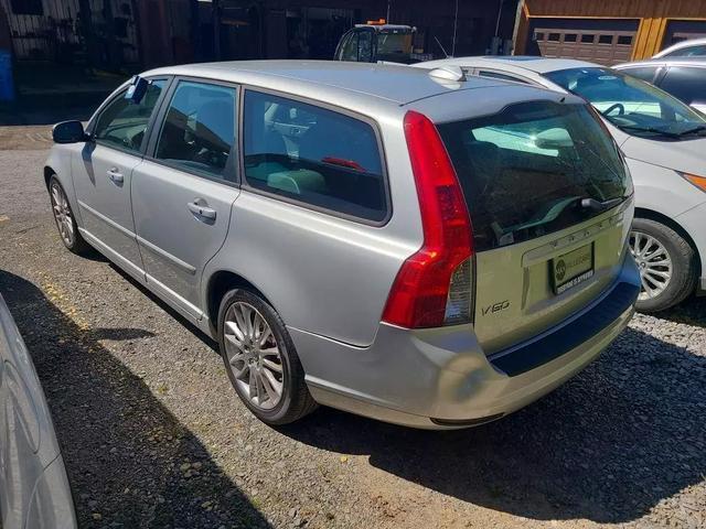 2010 volvo v50 2.4i