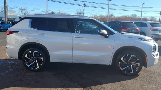 2024 Mitsubishi Outlander