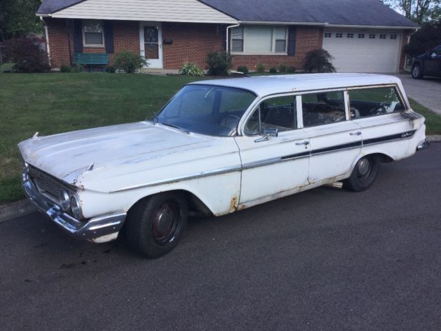 1961 chevrolet impala nomad wagon