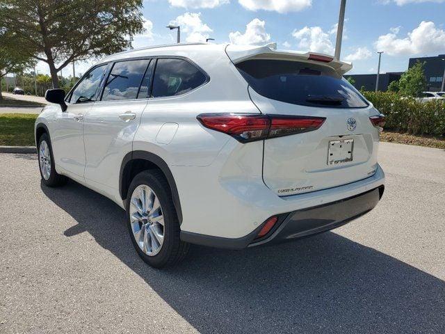 2021 toyota highlander limited in fort myers, florida