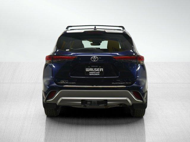 2022 toyota highlander platinum