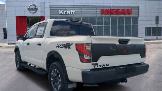 2024 Nissan Titan pro-4x
