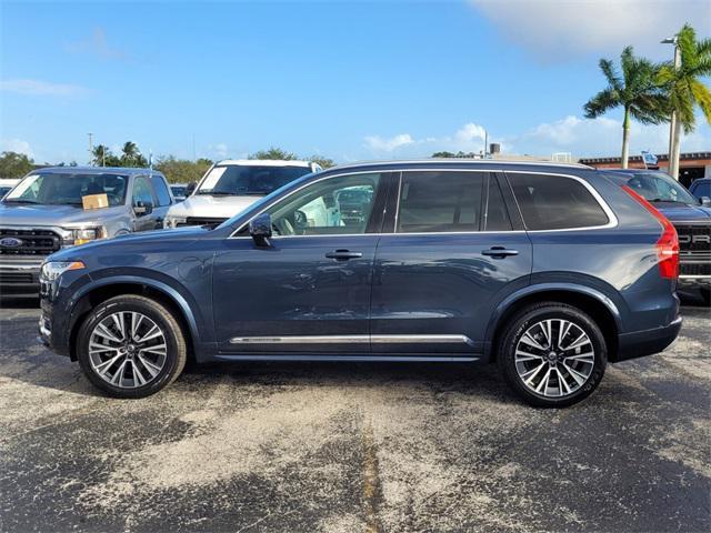 2022 volvo xc90 recharge plug-in hybrid t8 inscription expression 6 passenger