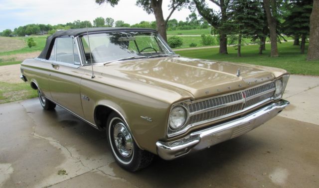 1965 plymouth satellite convertiable