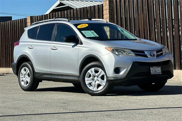 2014 toyota rav4 le