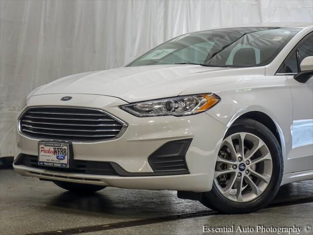 2019 ford fusion se