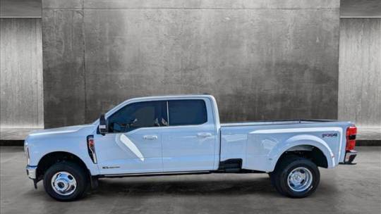 2024 Ford F-350 lariat ultimate package