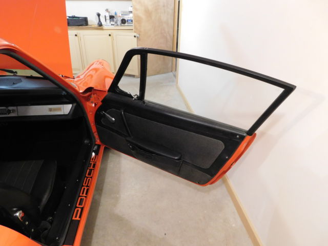 911t