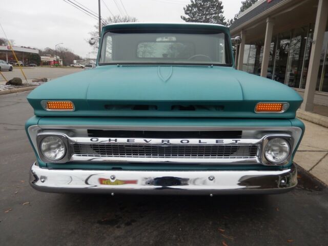 1965 chevrolet c10 5.3 liter 700r4 a/c