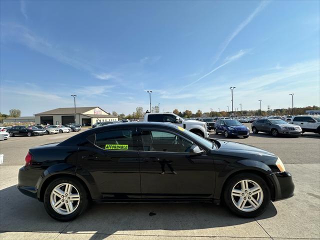 2013 dodge avenger base