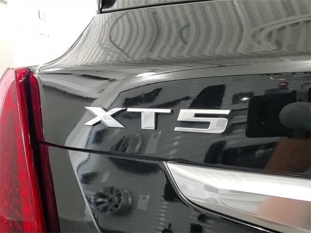 2021 cadillac xt5 luxury