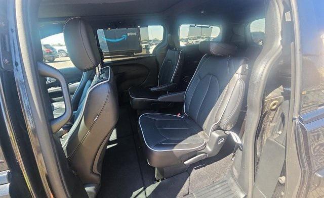 2023 chrysler pacifica limited