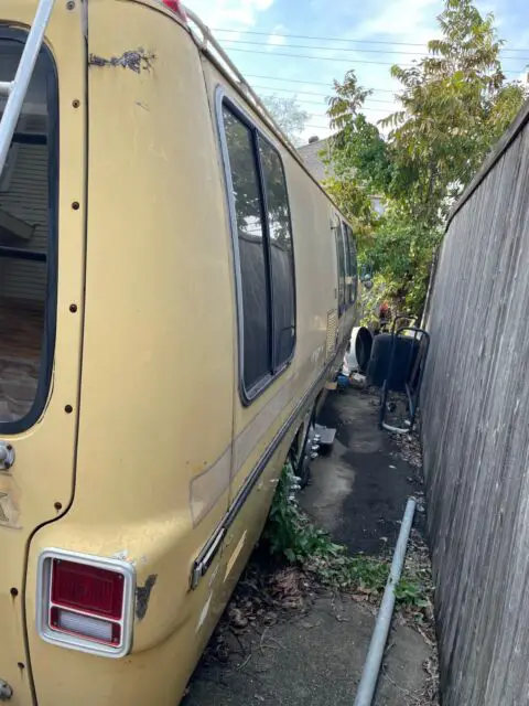 1975 gmc motorhome brown rwd automatic glenbrook