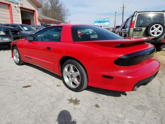 1993 pontiac trans am!! no reserve ,low miles,rare find!