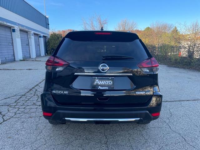 2020 nissan rogue s