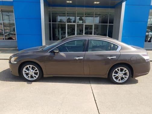 2012 nissan maxima in secaucus, new jersey