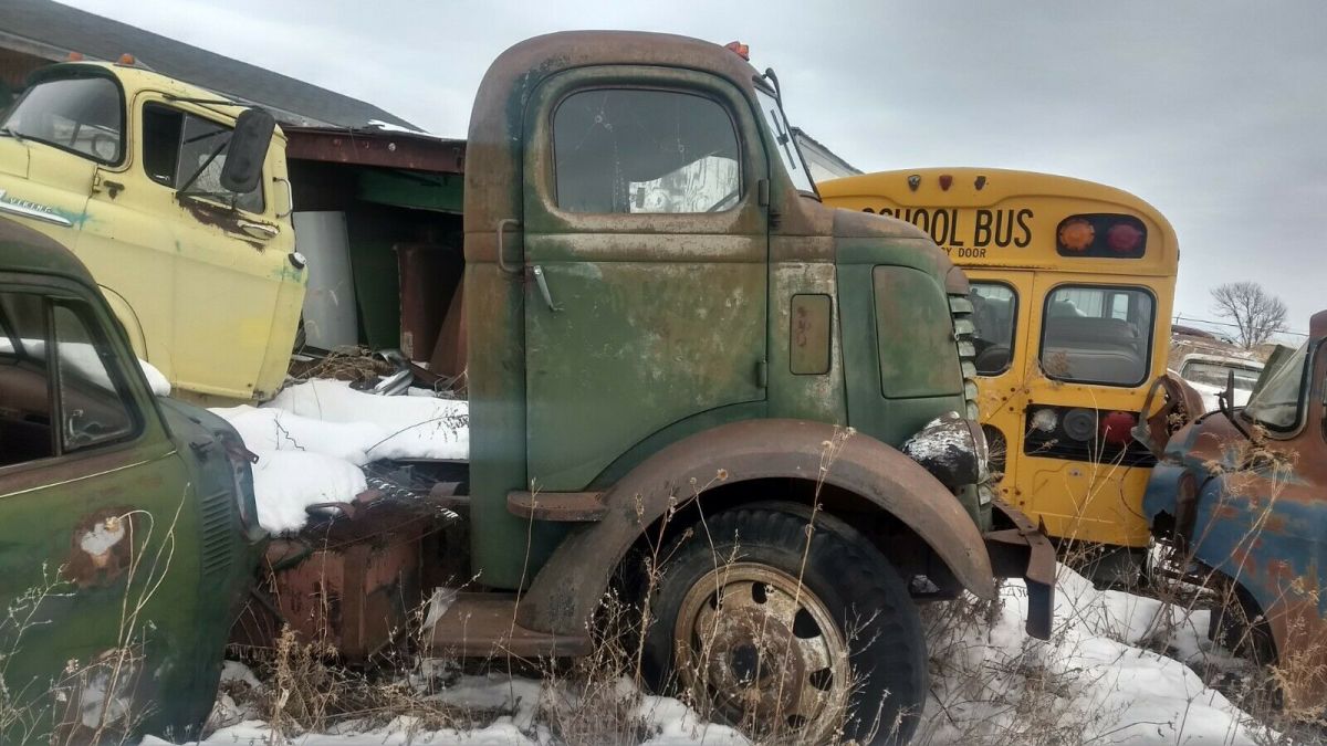 1946 gmc, original military issue 1940 coe, rare very solid complete cab,koooool