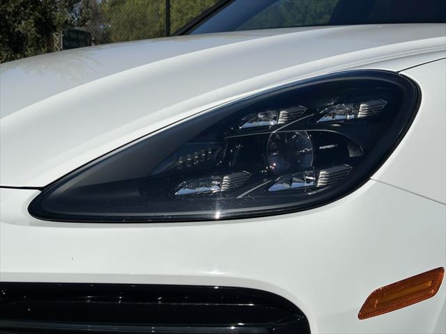 2023 porsche cayenne turbo