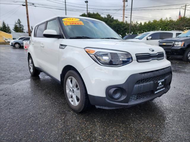 2017 kia soul base