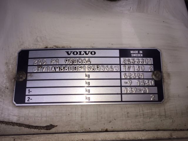 1993 volvo 240 245 wagon classic. no reserve
