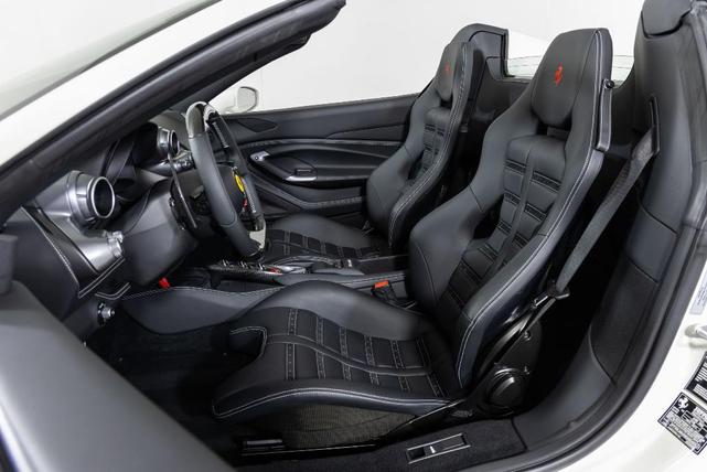 2022 ferrari f8 spider base