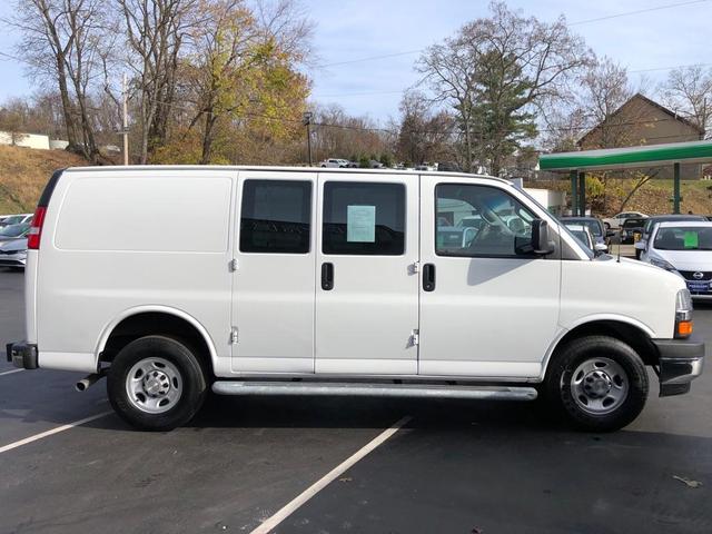 2022 chevrolet express 2500 work van