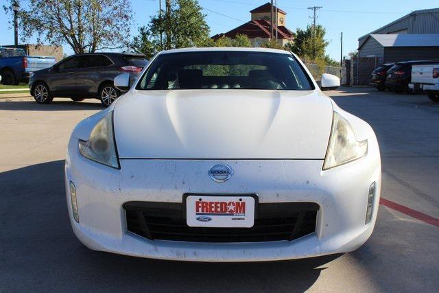 2013 nissan 370z base