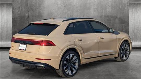 2024 Audi Q8