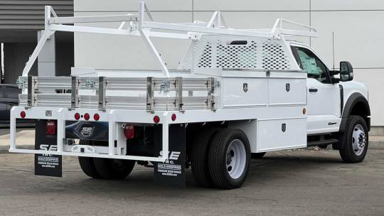 2024 Ford F-550