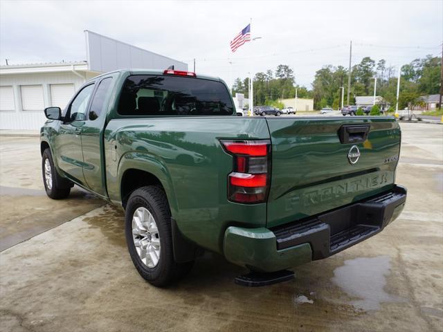 2022 nissan frontier sv